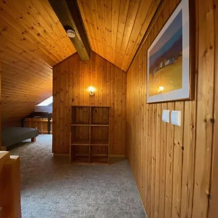 Spacious Holiday Near Ski-lift Feriehus